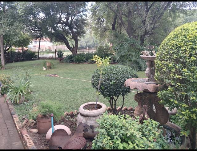 4 BEDROOM HOUSE FOR SALE IN BRITS CENTRAL